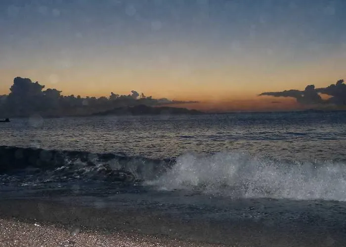 Oxygen Sea Side Kamari (Santorini)