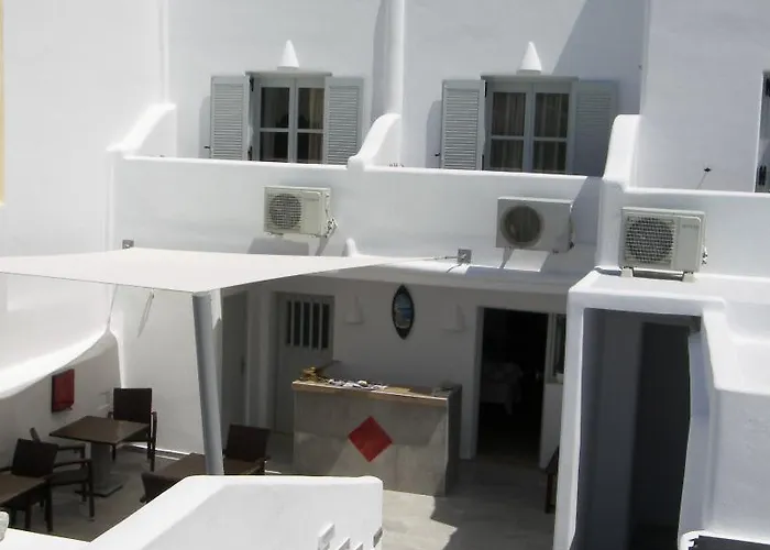 Oxygen Sea Side 3* Kamari (Santorini)